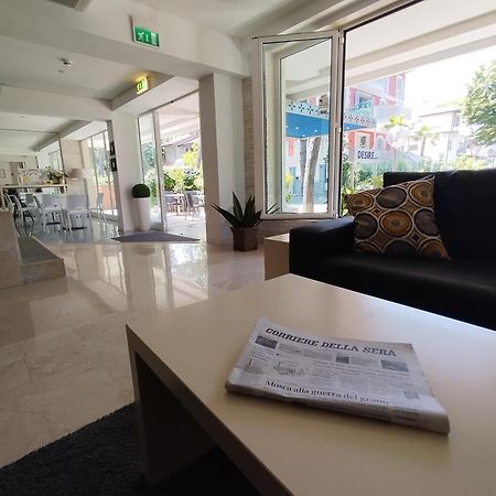 Hotel Desire' Riccione Dış mekan fotoğraf